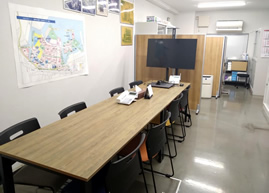 京浜設計　打合せ室